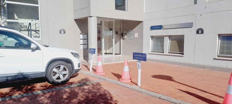 To Let commercial Property for Rent in Rosenpark Western Cape
